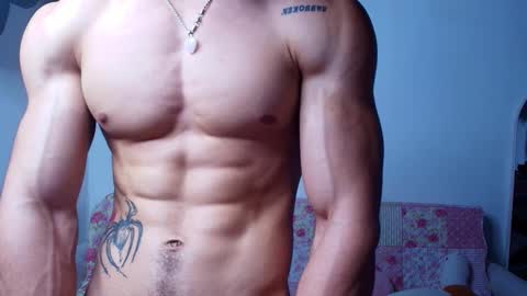 Snapshot of arnold_black69 chatting on 02.11.25 arnold black online show from 02.11.25