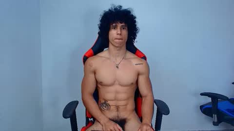 Snapshot of arnold_black69 chatting on 10.02.25 arnold black online show from 10.02.25