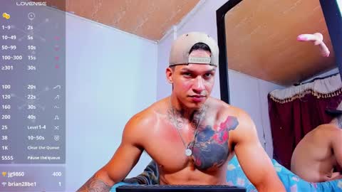 Snapshot of arnold_fit_hot98 chatting on 02.28.25 Arnold fit hot98 online show from 02.28.25