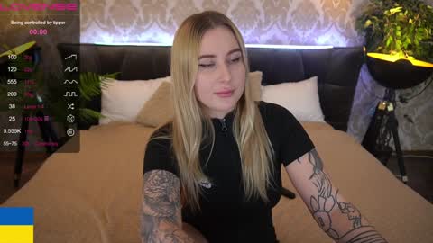 AROLINA online show from 12.12.24