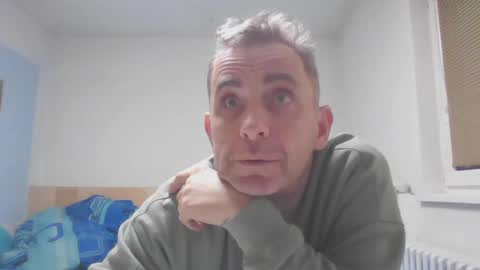 Snapshot of aromannn chatting on 12.25.24 aromannn online show from 12.25.24