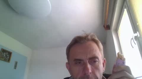 Snapshot of aromannn chatting on 09.28.25 aromannn online show from 09.28.25