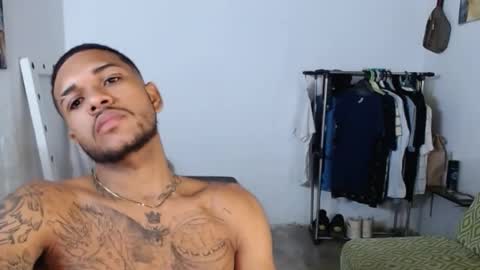 aron_7 online show from 02.01.25