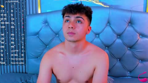 Snapshot of aron__cooper chatting on 01.05.25 aron__cooper online show from 01.05.25