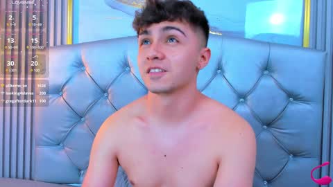 Snapshot of aron__cooper chatting on 01.19.25 aron__cooper online show from 01.19.25
