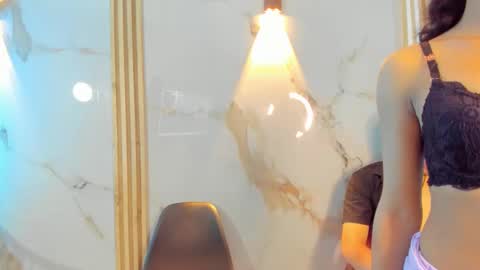 aron and molly online show from 11.30.25