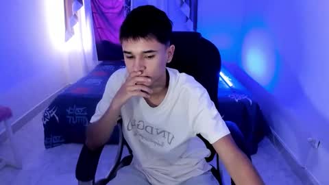 Aaron online show from 10.03.25