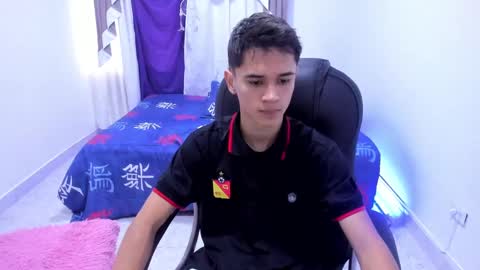 Aaron online show from 10.08.25