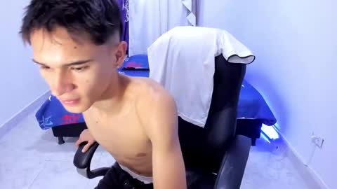 Aaron online show from 10.14.25