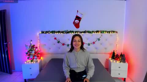 Aron cruz  online show from 12.22.25