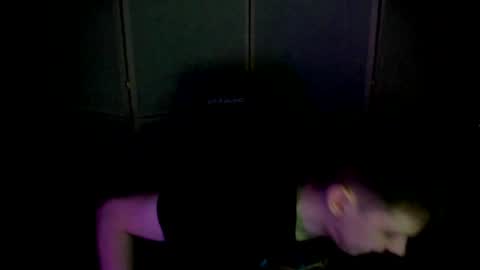 Snapshot of aron_neall chatting on 01.15.25 biggest penis  online show from 01.15.25