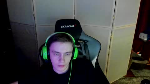 Snapshot of aron_neall chatting on 01.26.25 biggest penis  online show from 01.26.25