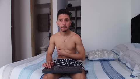 Aron Santoro online show from 01.07.26