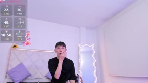  your aron  online show from 12.05.24