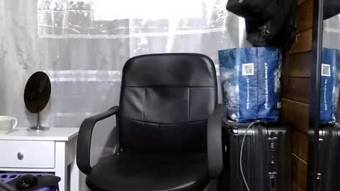 Snapshot of arongfranco chatting on 09.11.25 Aron G Franco online show from 09.11.25