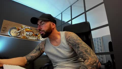 AronGrant online show from 12.10.24