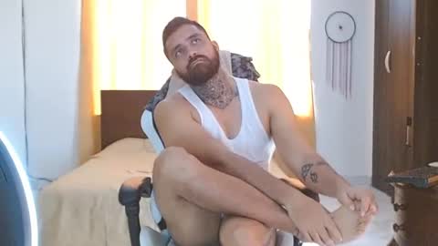 Snapshot of aronmiller404 chatting on 12.20.24 aronmiller online show from 12.20.24