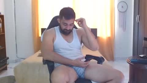 Snapshot of aronmiller404 chatting on 12.21.24 aronmiller online show from 12.21.24