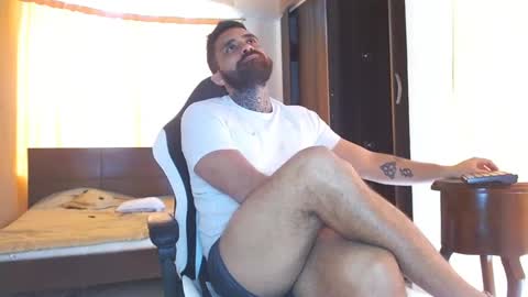 Snapshot of aronmiller404 chatting on 12.27.24 aronmiller online show from 12.27.24