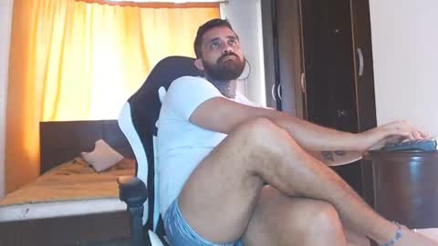 Snapshot of aronmiller404 chatting on 12.27.24 aronmiller online show from 12.27.24