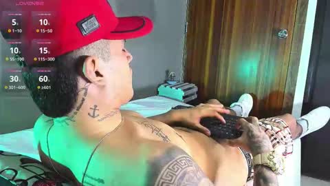 Snapshot of aroon_fit chatting on 02.27.26 AROON HOT online show from 02.27.26