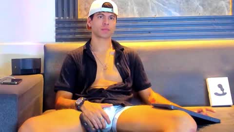 Aroon   online show from 01.09.26