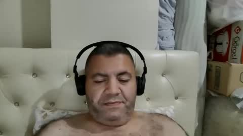 Snapshot of arsenica chatting on 09.22.25 arsenica online show from 09.22.25