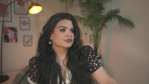 Chloe  online show from 12.15.25