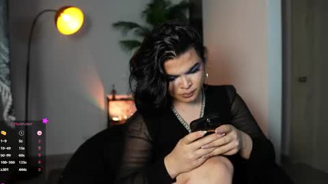 Chloe  online show from 06.15.26