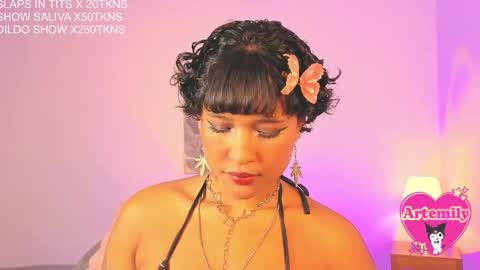 Emily online show from 04.28.26
