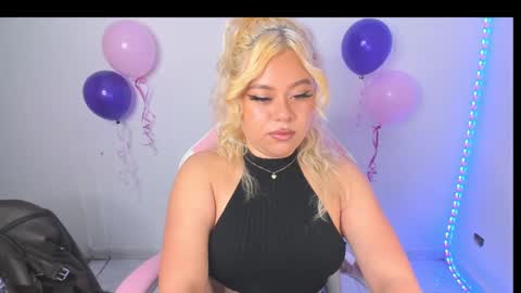 Snapshot of arthemiss033 chatting on 10.01.25 Val online show from 10.01.25