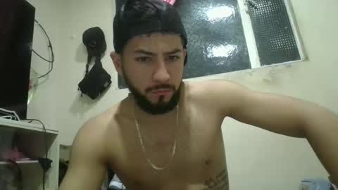 Snapshot of arthur1718 chatting on 10.12.25 arthur1718 online show from 10.12.25