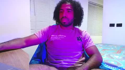 arthur_jamess online show from 10.02.25