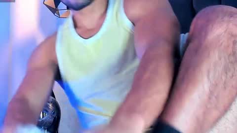 Snapshot of arthurlam chatting on 09.29.25 Arthur online show from 09.29.25