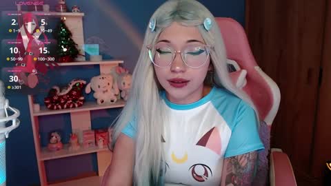 Lenna online show from 12.19.24