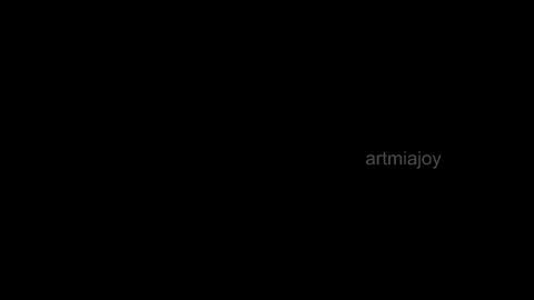 Snapshot of artmiajoy chatting on 02.15.25 MIA OF artmiajoy online show from 02.15.25