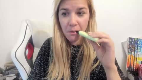 MIA online show from 10.14.25