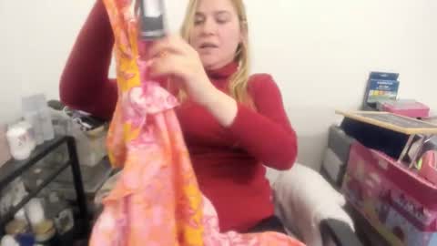 Snapshot of artsyandcraftsy_ chatting on 02.16.26 MIA online show from 02.16.26