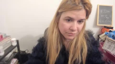 Snapshot of artsyandcraftsy_ chatting on 03.20.26 MIA online show from 03.20.26