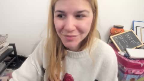 Snapshot of artsyandcraftsy_ chatting on 03.27.26 MIA online show from 03.27.26