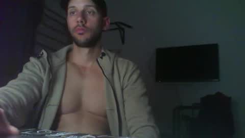 artur833 online show from 10.18.25