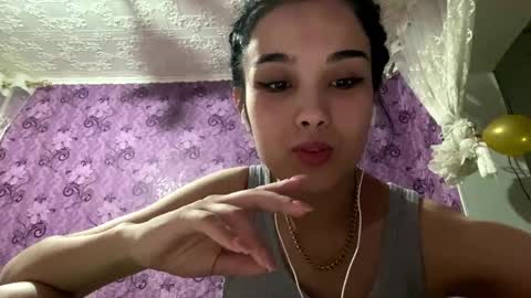 Amina online show from 01.14.26