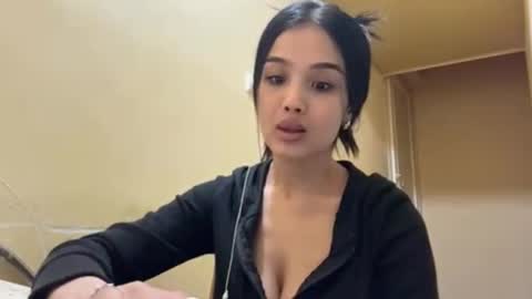 Amina online show from 03.01.26