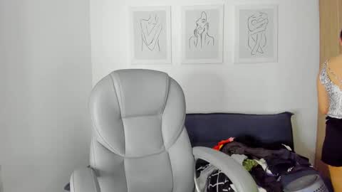 Zahaara online show from 12.20.24