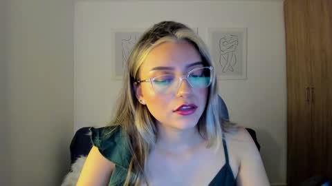 Zahaara online show from 01.19.25