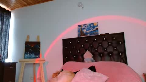 Snapshot of ary_pieerce chatting on 01.31.25   Independent Model online show from 01.31.25