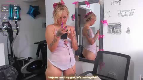 Snapshot of ary_ricci chatting on 09.24.25 ary_ricci online show from 09.24.25