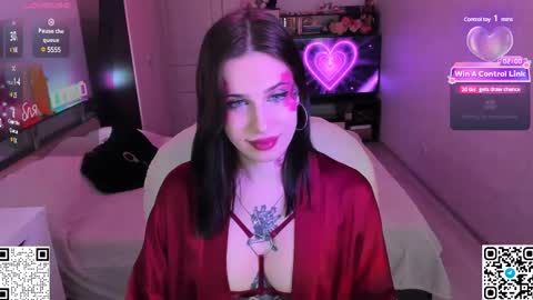 Snapshot of arya_deepthroat_queen chatting on 02.14.25 Arya Fn Talented Arya online show from 02.14.25