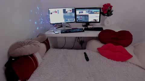 Snapshot of aryahunt chatting on 02.19.25 Arianacustom videos available for sale try my special vibes 112233111222333 private copy at request online show from 02.19.25