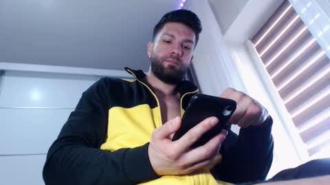 AryanAian1 online show from 01.23.25
